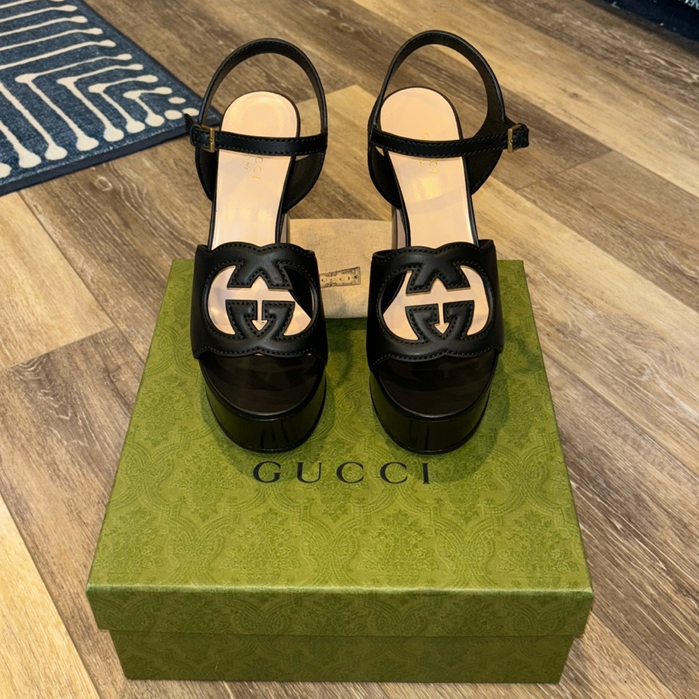 GUCCI Women 38 Interlocking G Cutout BLACK Platform Sandals 💯 Authentic NEW